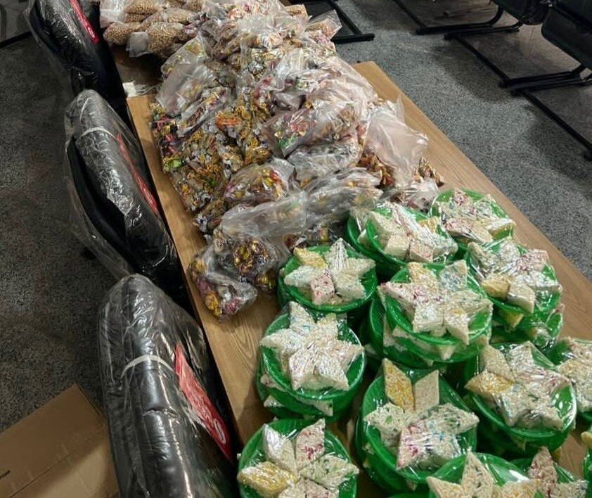 فیروزکوه | یلدا به مهربانی خیرین روشن‌تر شد