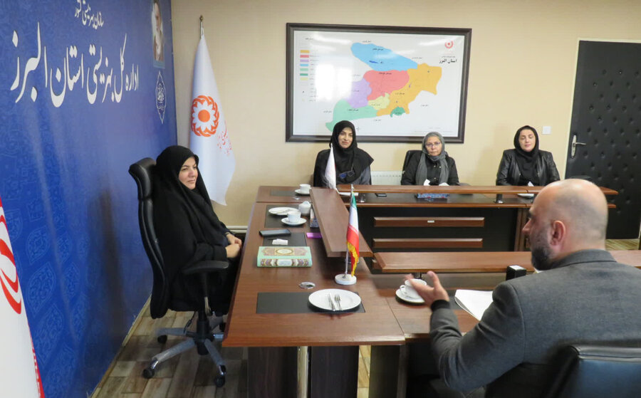 هم‌اندیشی هیئت‌مدیره جدید انجمن مراکز توانبخشی با مدیرکل بهزیستی استان البرز در راستای ارتقاء کیفیت خدمات به مددجویان