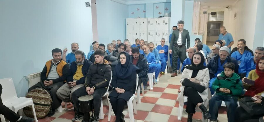 آیین شب یلدا در مرکز نگهداری بیماران روانی مزمن «نساره» دیواندره برگزار شد