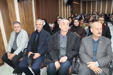 گزارش تصویری اجشن شب یلدای کودکان کار و خیابان