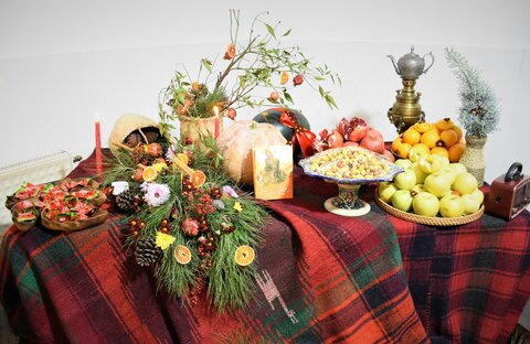 برگزاری آیین یلدایی فرزندان بهزیستی از قاب صداوسیما