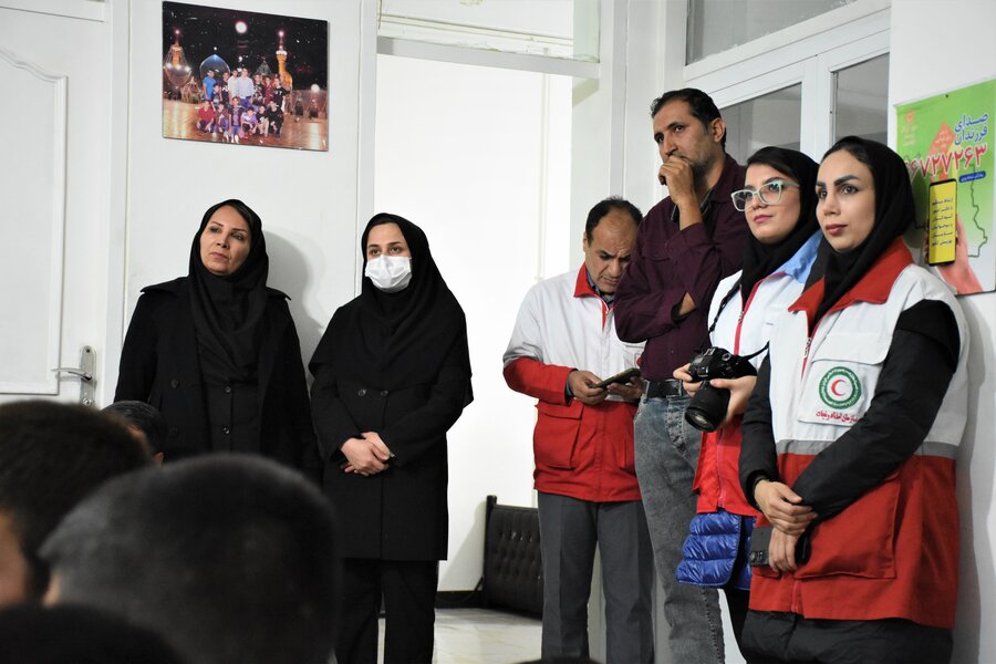 رفتن به پیشواز یلدا با حضور امام جمعه