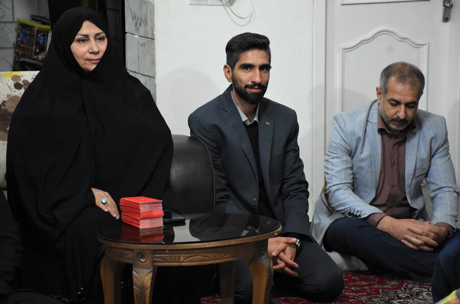 رفتن به پیشواز یلدا با حضور امام جمعه