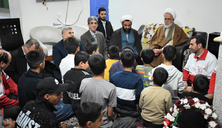 رفتن به پیشواز یلدا با حضور امام جمعه