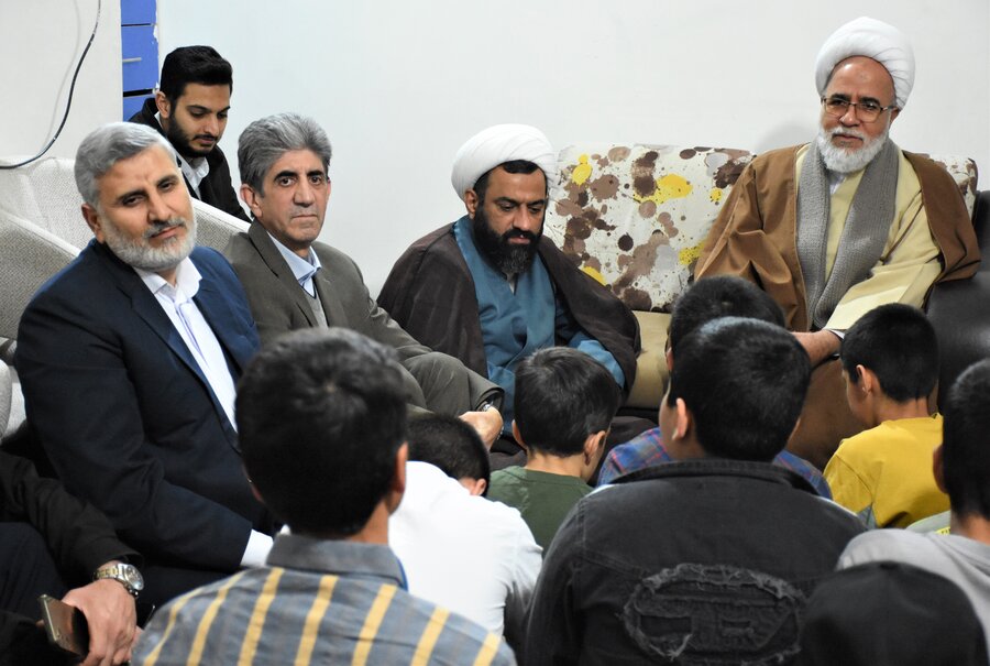 رفتن به پیشواز یلدا با حضور امام جمعه