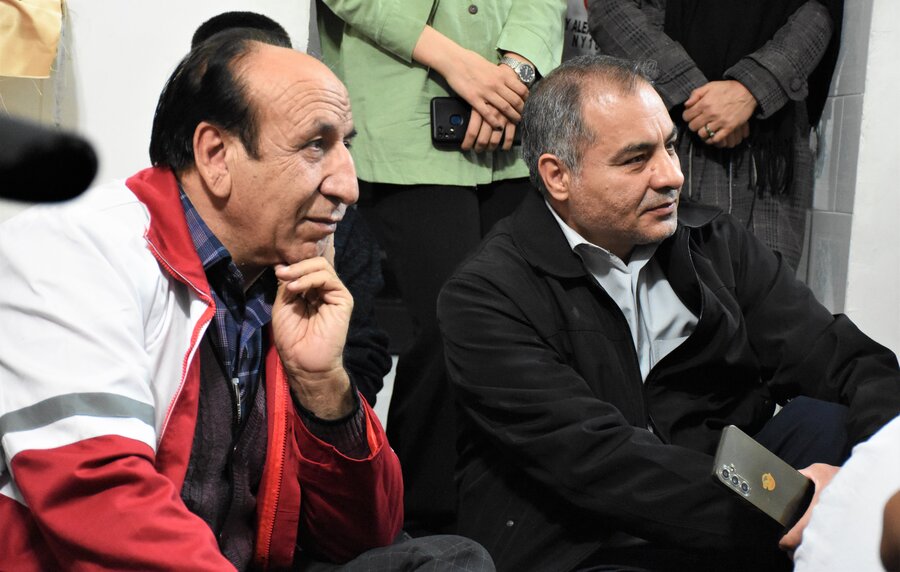 رفتن به پیشواز یلدا با حضور امام جمعه