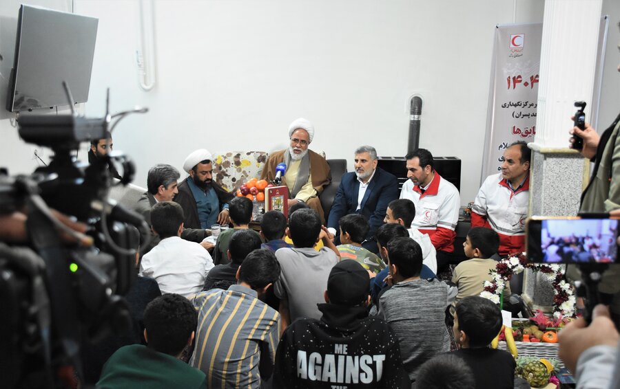 رفتن به پیشواز یلدا با حضور امام جمعه