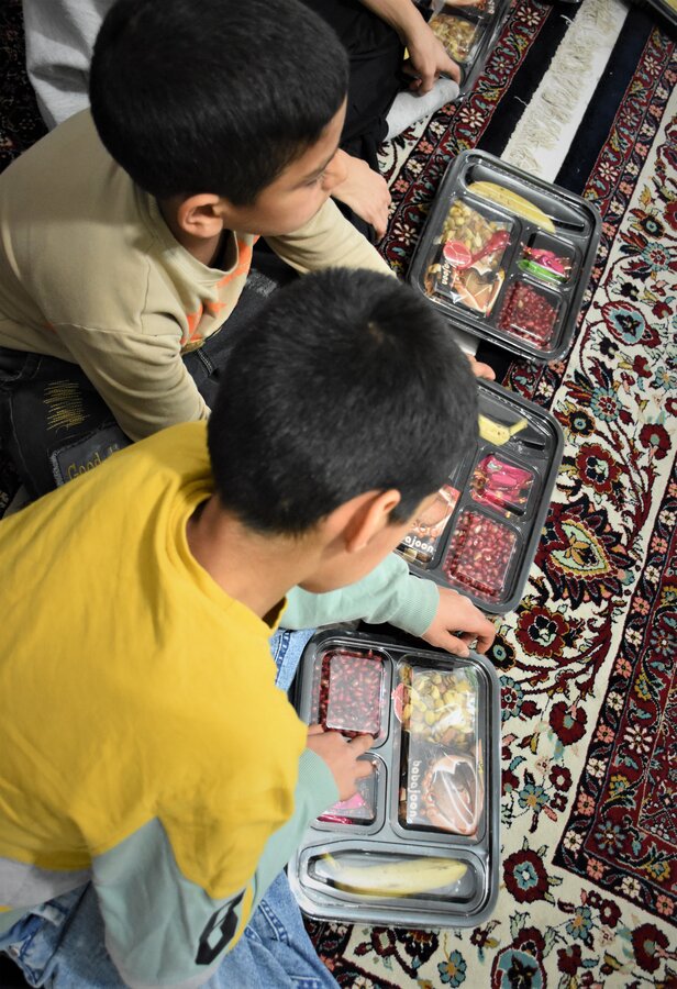 رفتن به پیشواز یلدا با حضور امام جمعه