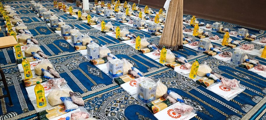 سفره یلدای نیازمندان شهرستان چایپاره به رنگ مهربانی