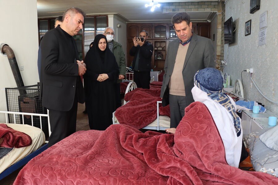 دلجویی معاون پیشگیری از وقوع جرم دادگستری استان اردبیل از سالمندان