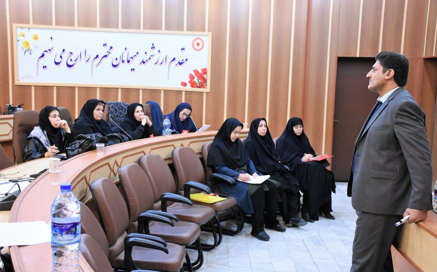 برگزاری دوره بهره‌وری اداری در بهزیستی استان کرمانشاه