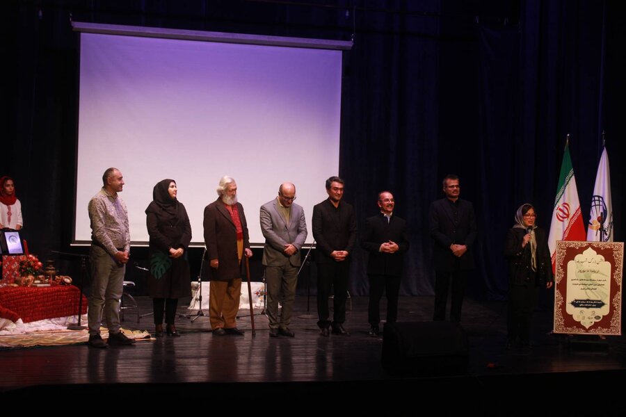 علیرضا محمدی نشان بین‌المللی نوروز را دریافت کرد