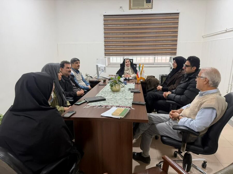 جلسه هم‌اندیشی رئیس اداره فوریت‌های اجتماعی،پیشگیری از آسیب ها وبازتوانی اعتیاد با حضور کارشناسان تخصصی این حوزه برگزار شد