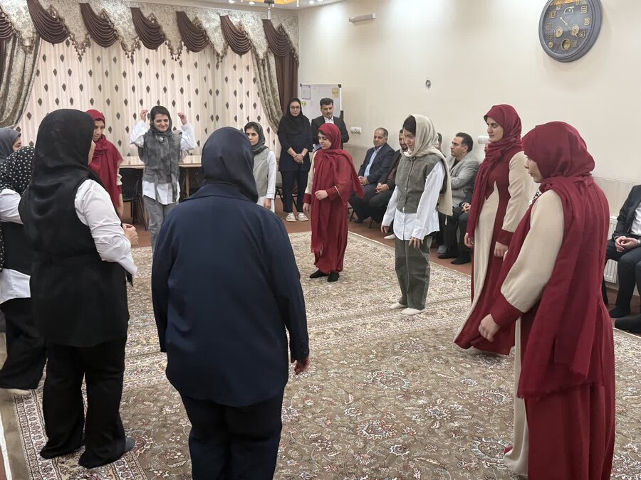افتتاح مراکز حرفه‌آموزی «مهتاب آسمانی» و توانبخشی معلولین «رز»