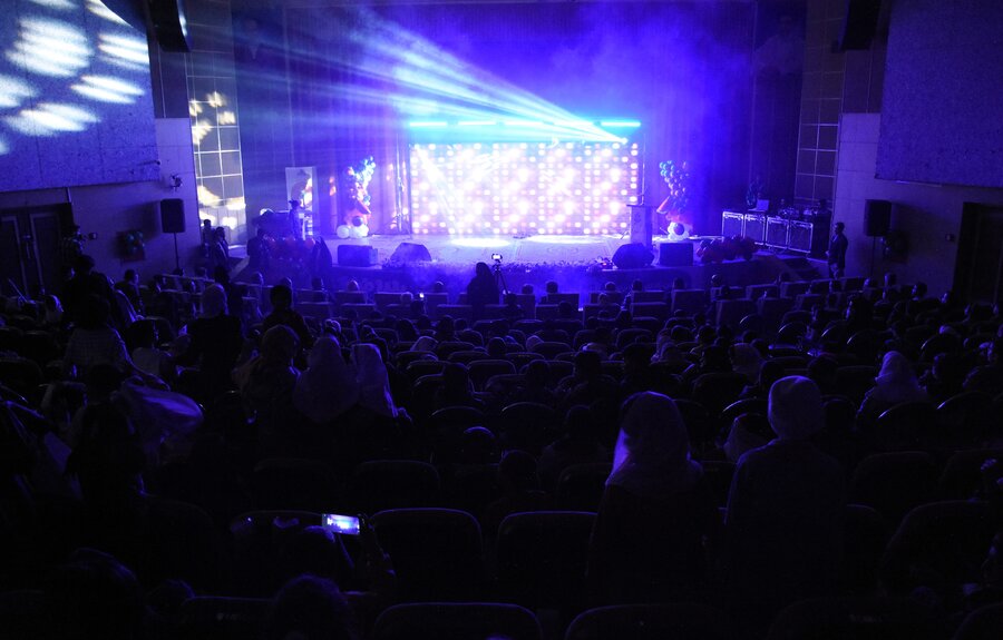 یلدای بزرگ - قهرمانان کوچک