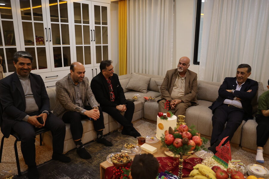 بازدید معاون اجرایی رئیس‌جمهور از مرکز کودکان بی‌سرپرست در شب یلدا