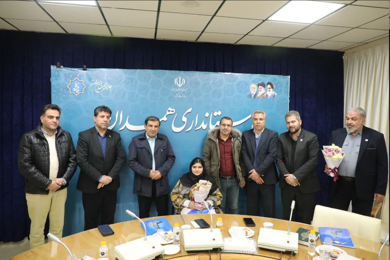 گزارش تصویری | تجلیل از مربیان و مدال‌آوران پارآسیایی ورزش‌های جانبازان و توان‌یابان استان همدان