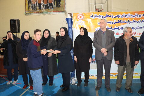 گزارش تصویری ا برگزاری اختتامیه جشنواره  ورزش بازیهای بومی ومحلی  ویژه افراد دارای معلولیت مناطق روستایی بلند همتان بهزیستی استان مرکزی