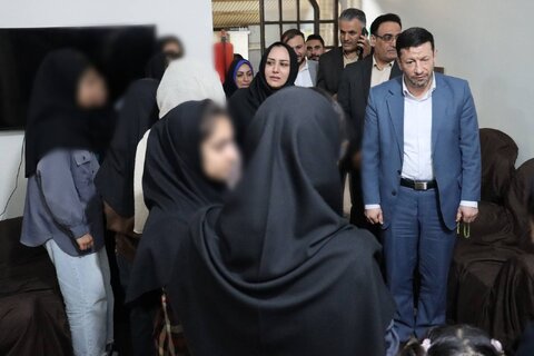 نگاه ویژه دستگاه قضا به فرزندان بهزیستی در بلندترین شب سال/ جشن یلدای صمیمی با حضور رئیس کل دادگستری بوشهر