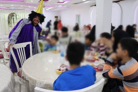 «یلدای همدلی» در خانه معلم بوشهر؛ تجلیل از مسئولیت‌پذیری فرزندان بهزیستی در کنار مدیران ارشد استان