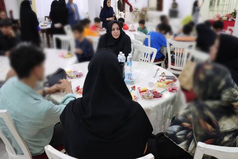 «یلدای همدلی» در خانه معلم بوشهر؛ تجلیل از مسئولیت‌پذیری فرزندان بهزیستی در کنار مدیران ارشد استان