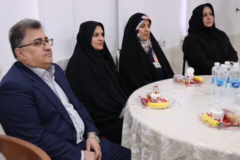 «یلدای همدلی» در خانه معلم بوشهر؛ تجلیل از مسئولیت‌پذیری فرزندان بهزیستی در کنار مدیران ارشد استان