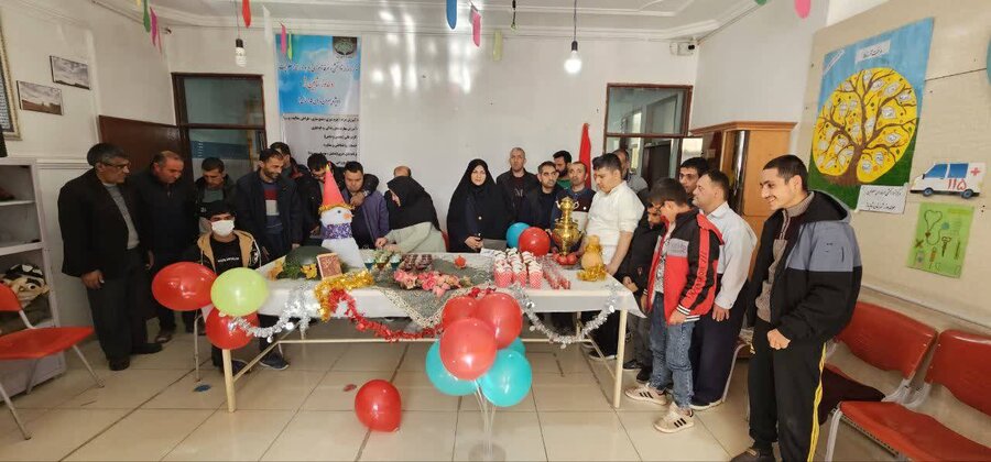 جشن یلدایی در مرکز حرفه‌آموزی پسرانه الدوز بهزیستی شاهین دژ