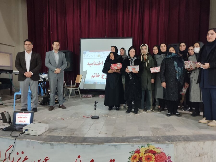 اصلاندوز|  برگزاری مراسم اختتامیه طرح خودمراقبتی و آگاهسازی با تاکید بر تاب آوری و مهارت ورزی (خاتم) :
