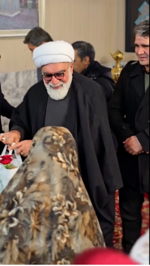 شب یلدایی تولیت آستان قدس رضوی در کنار فرزندان بهزیستی