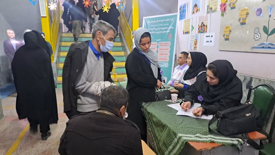 شهرتهران | برگزاری میز خدمت جهادی گروه حیدریون در فرون‌آباد پاکدشت