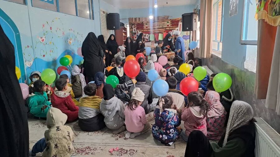 شهرتهران | برگزاری میز خدمت جهادی گروه حیدریون در فرون‌آباد پاکدشت