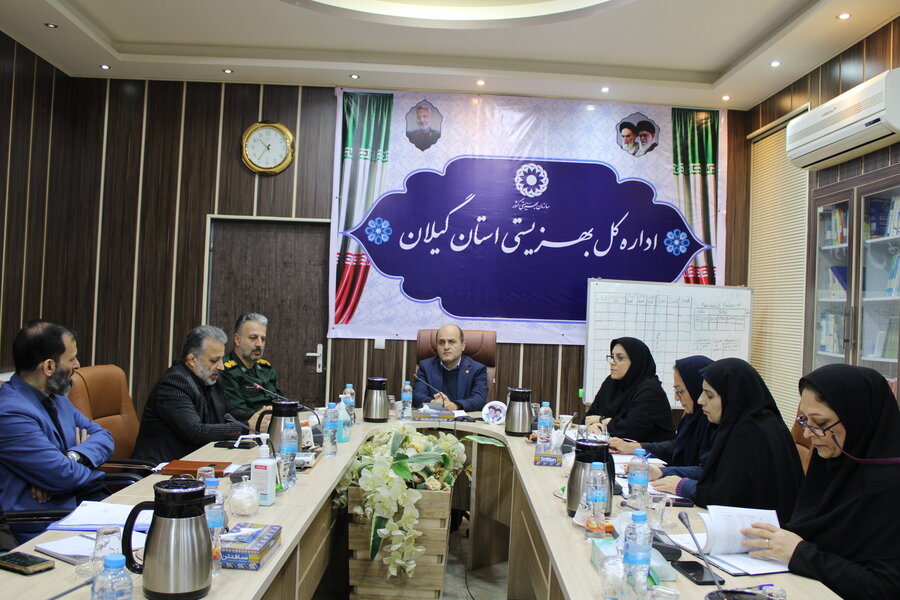 نشست جهاد تبیین با موضوع "بیداری سیاسی و اجتماعی مهمترین برآیند دفاع مقدس ۱۲ روزه"