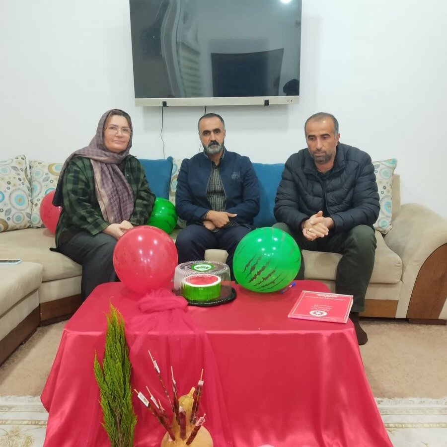 کردکوی | حضور رئیس شهرستان در مرکز نگهداری شبانه روزی کودکان به مناسبت شب یلدا