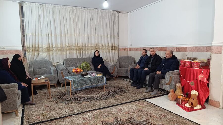 آیین کهن یلدا در آغوش گرم مهربانی؛ کودکان بهزیستی میزبان  مدیران بهزیستی استان مرکزی شدند.