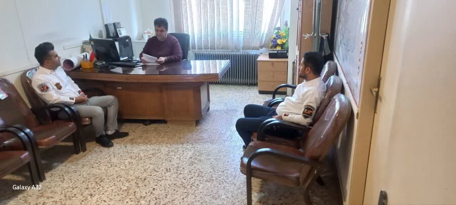 جلسه مشترک اورژانس اجتماعی و معاونت پرورشی آموزش و پرورش در مریوان برگزار شد 
