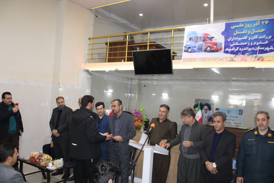 حمایت کامیون داران دیواندره ای از فعالیت های بهزیستی کردستان
