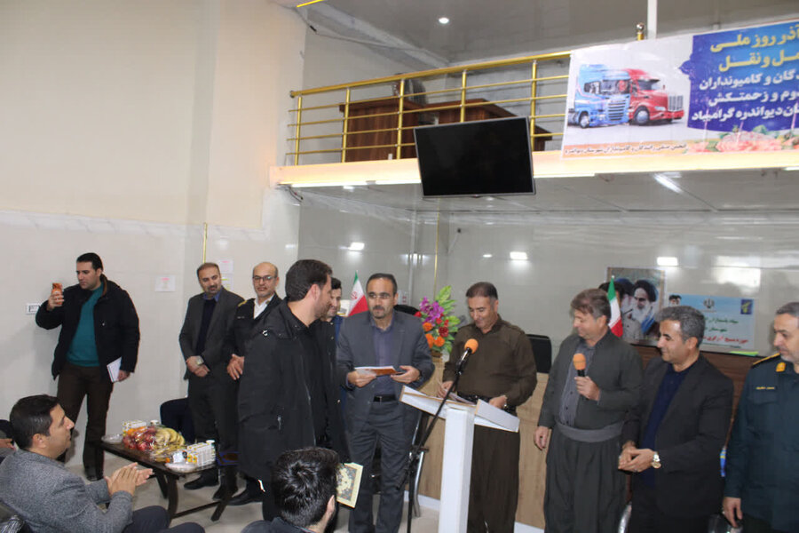 حمایت کامیون داران دیواندره ای از فعالیت های بهزیستی کردستان
