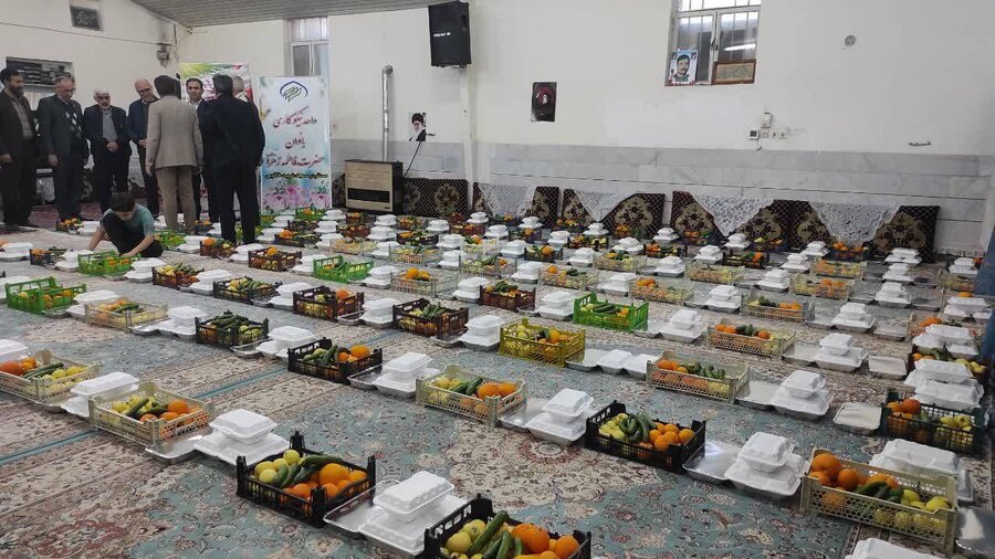 آماده‌سازی ۸۵ بسته یلدایی ویژه خانواده‌های نیازمند در شهرستان طبس