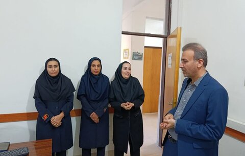 رسانه|تنگستان|مسئول مرکز اورژانس اجتماعی شهرستان تنگستان:
همکاری دادگستری کیفیت خدمات اورژانس را ارتقاء می‌دهد