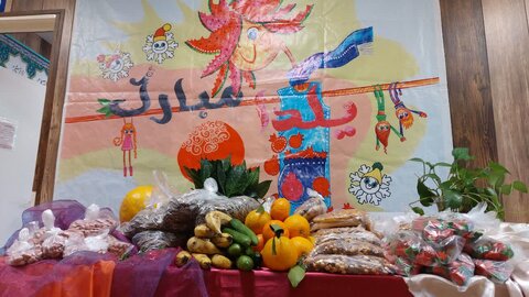 توزیع پک های یلدایی توسط بهزیستی شهرستان طالقان