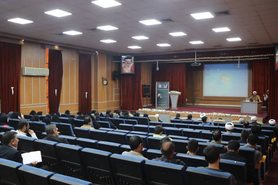 قرچک l حضور سرپرست بهزیستی در  کارگاه مهارت‌افزایی ترویج فرهنگ نماز