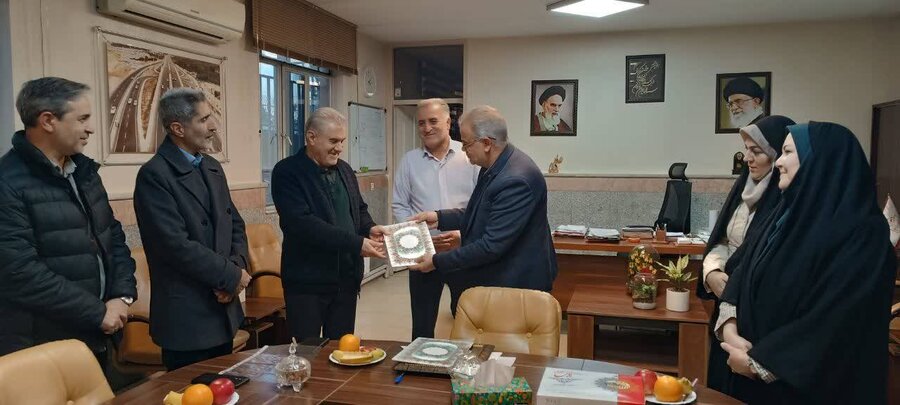 شهریار | برگزاری جلسه هم‌اندیشی اداره بهزیستی شهرستان و شهرداری وحیدیه با محوریت توسعه خدمات اجتماعی