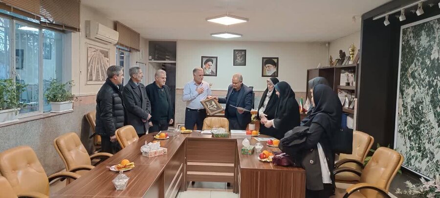 شهریار | برگزاری جلسه هم‌اندیشی اداره بهزیستی شهرستان و شهرداری وحیدیه با محوریت توسعه خدمات اجتماعی