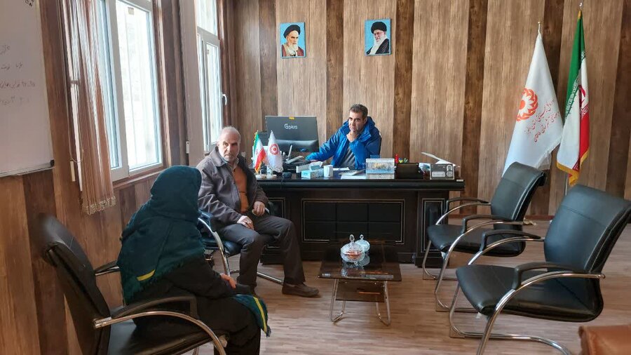 طالقان | ملاقات رئیس اداره بهزیستی شهرستان طالقان با جامعه هدف محترم