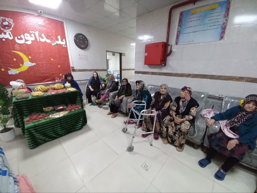 جشن شب یلدا در مراکز بهزیستی شهرستان قروه برگزار شد 