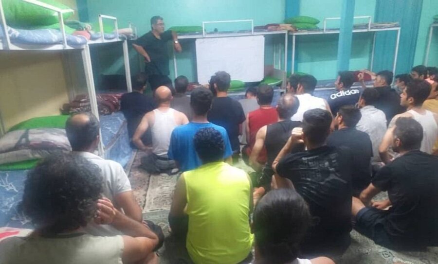 پردیس | برگزاری کارگاه مهارتهای جلوگیری از لغزش در مرکز میان مدت بهبودی اعتیاد