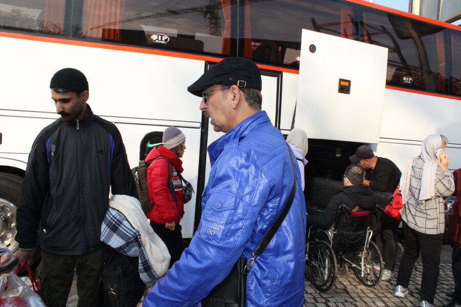 بدرقه گروه تئاتر گیلان