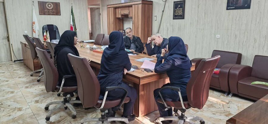 شهریار | دیدار چهره‌به‌چهره با مددجویان؛ با سرپرست بهزیستی