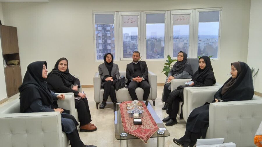  نشست مشترک بهزیستی و استاندارد قزوین در راستای ارتقای کیفیت مراکز مراقبت از سالمندان 