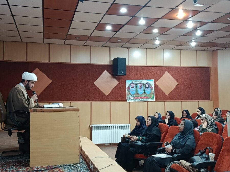 پاکدشت | ارتقای سلامت روان و توانمندسازی زنان سرپرست خانوار؛ اولویت اصلی بهزیستی در کاهش آسیب‌های اجتماعی